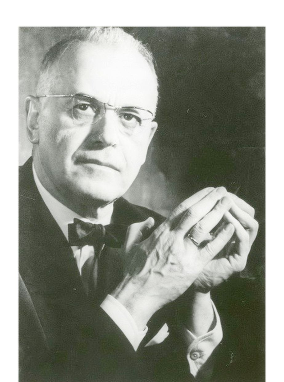 Вилмош Комор